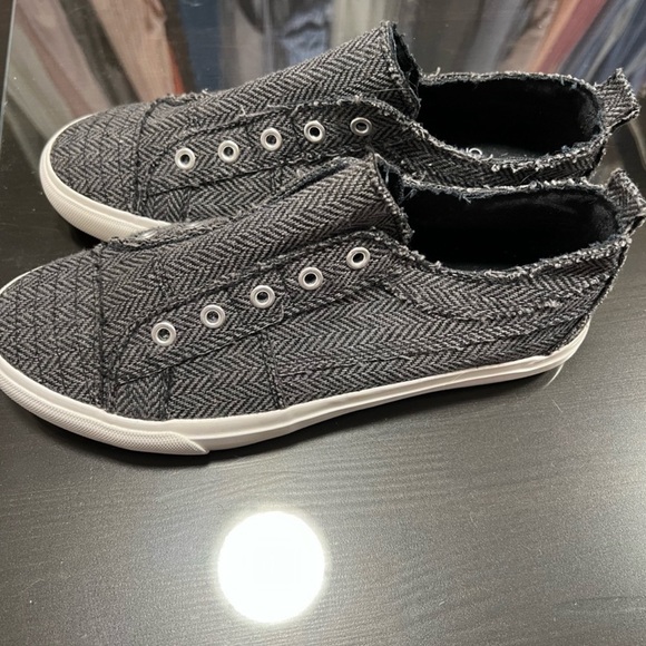 Corkys Womens Babalu Casual Slip On Laceless Sneakers Sz 8 - Picture 1 of 9